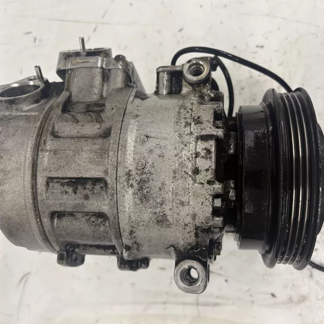 Compressore aria condizionata rotazionale