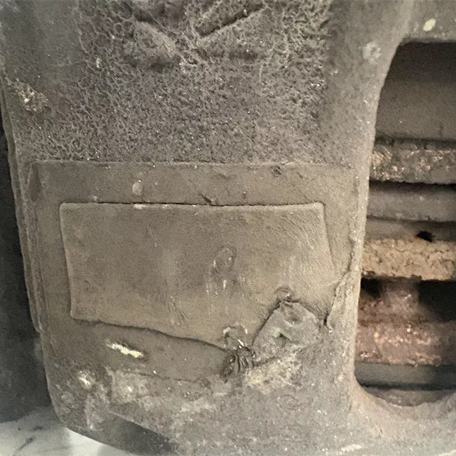 Montante sospensione anteriore sinistro perno diam.72 con mozzo/cuscin
