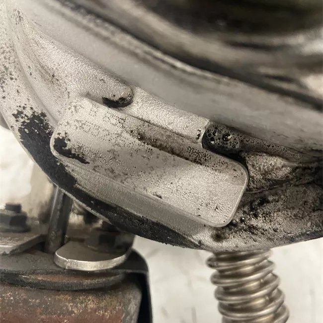 Turbocompressore con collettore scarico