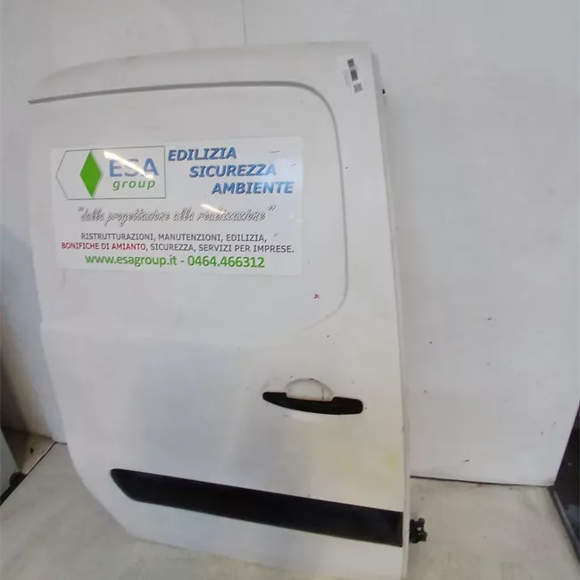 Porta posteriore destra