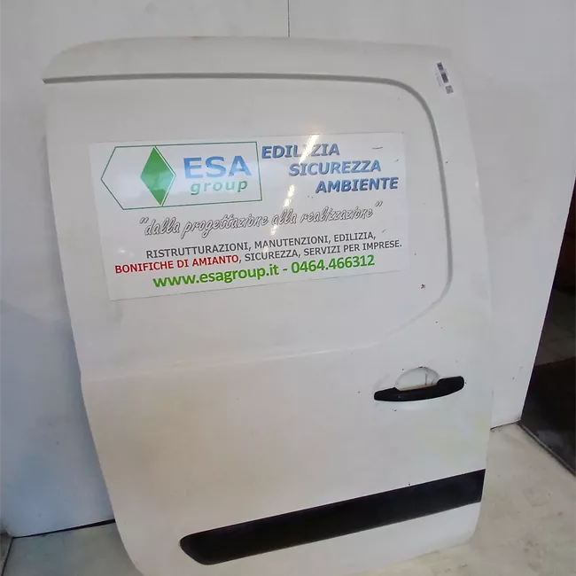 Porta posteriore destra