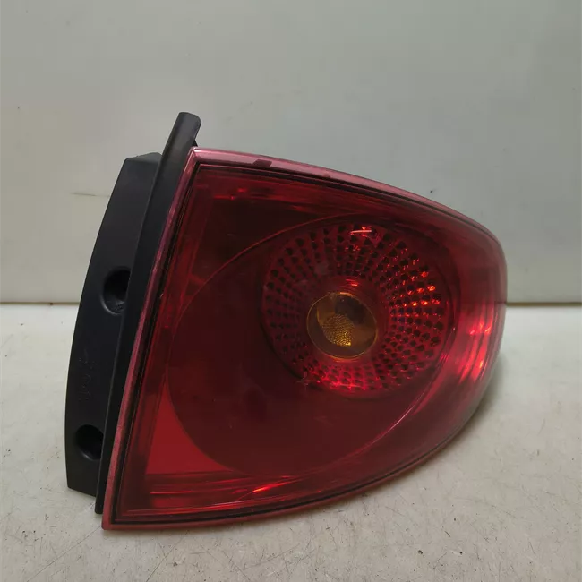 Fanale posteriore destro Nero