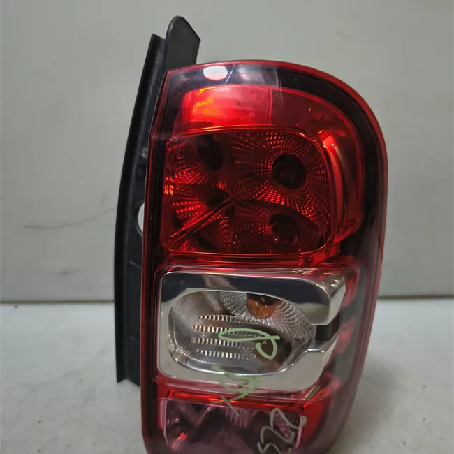 Fanale posteriore destro