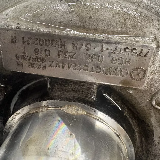 Turbocompressore con collettore scarico