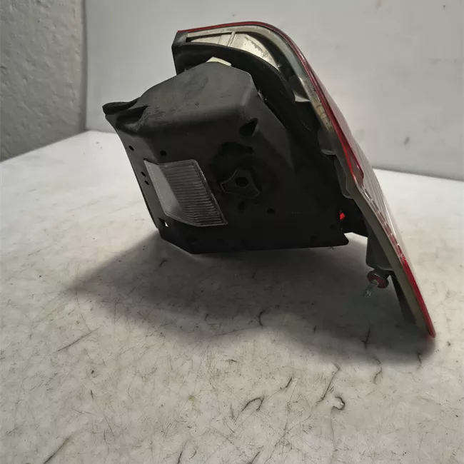 Fanale posteriore parte esterno sinistro Indicatore Direzione Bianco