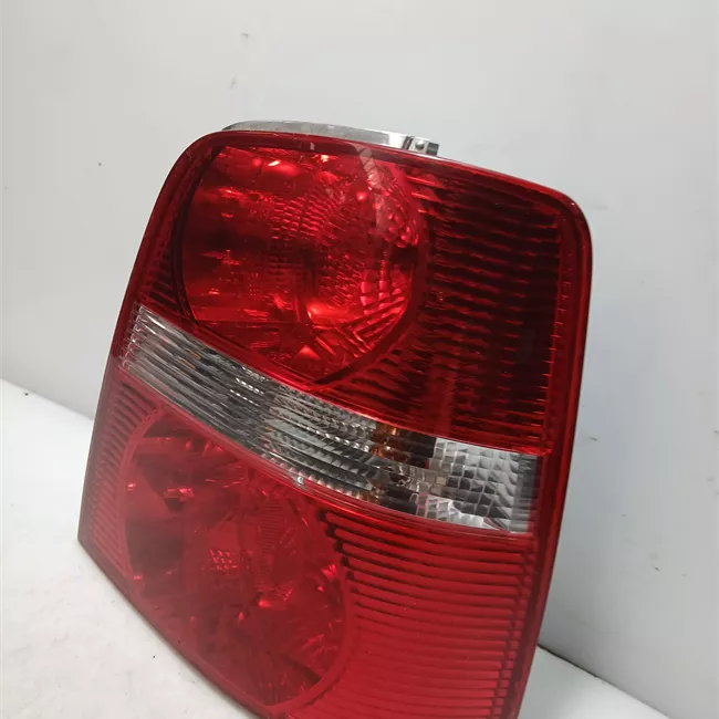 Fanale posteriore destro rosso