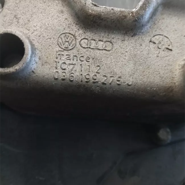 Motore semicompleto rotazionale ione