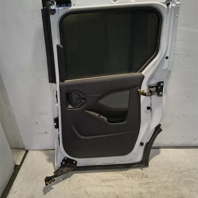 Porta carico posteriore a battente destra Vetrata