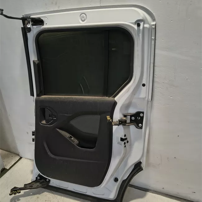 Porta carico posteriore a battente destra Vetrata
