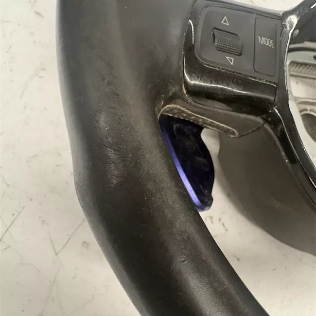 Volante Sport pelle multifunzione con tiptronic