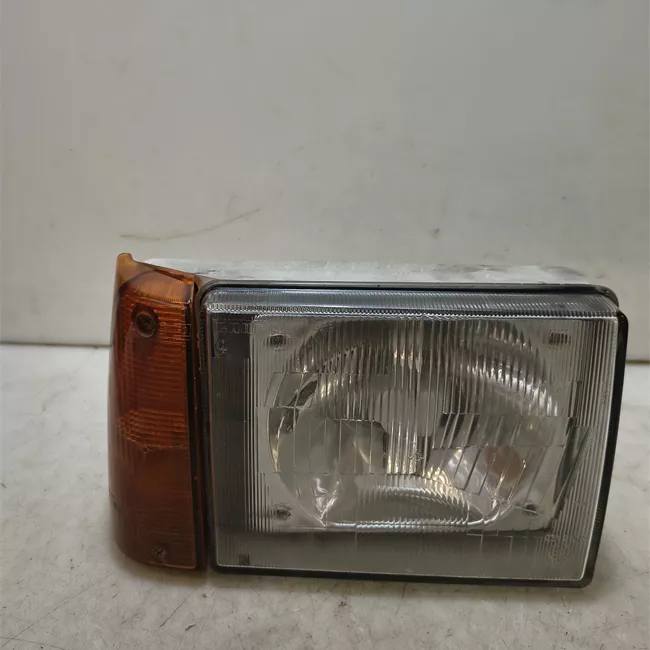 Proiettore destro CARELLO Arancio