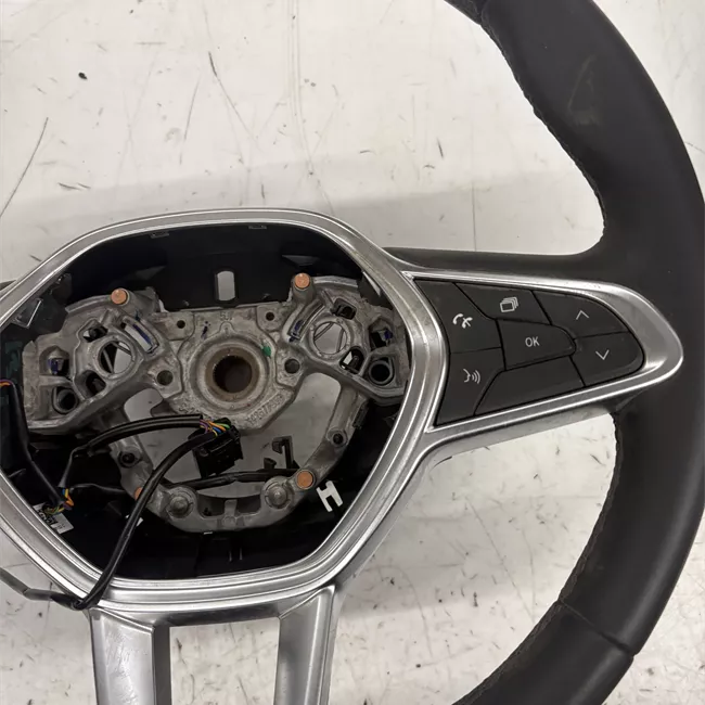 Volante con controllo e limitatore velocità