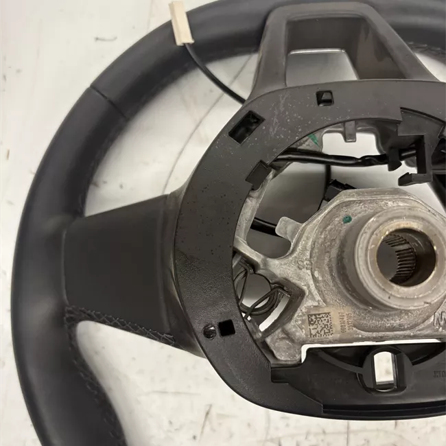 Volante con controllo e limitatore velocità