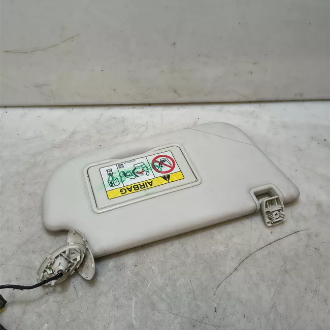 Aletta parasole parabrezza destra con Equipaggiamento 1