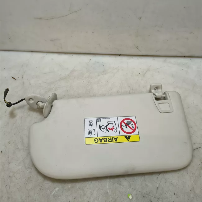 Aletta parasole parabrezza destra con Equipaggiamento 1