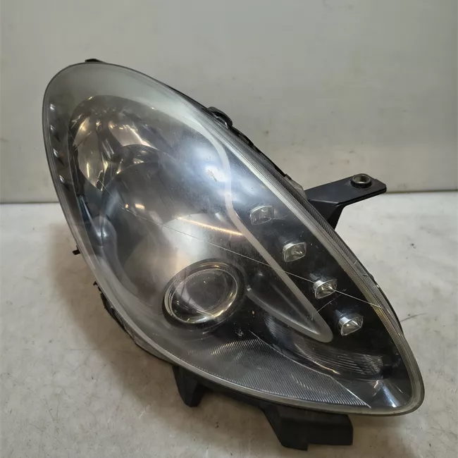 Proiettore destro Xeno