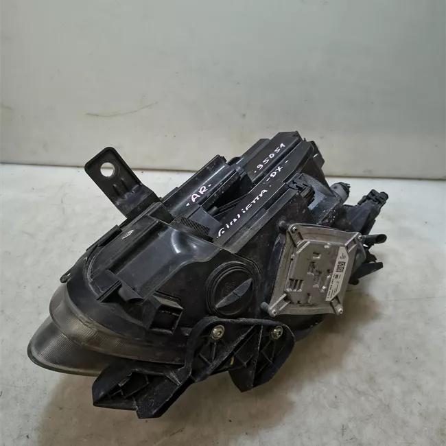 Proiettore destro Xeno