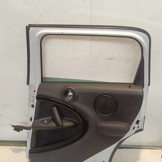 Porta posteriore destra