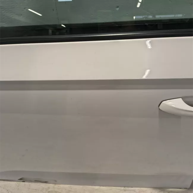 Porta anteriore sinistra