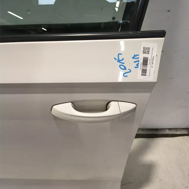 Porta anteriore sinistra