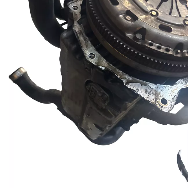 Motore semicompleto rotazionale