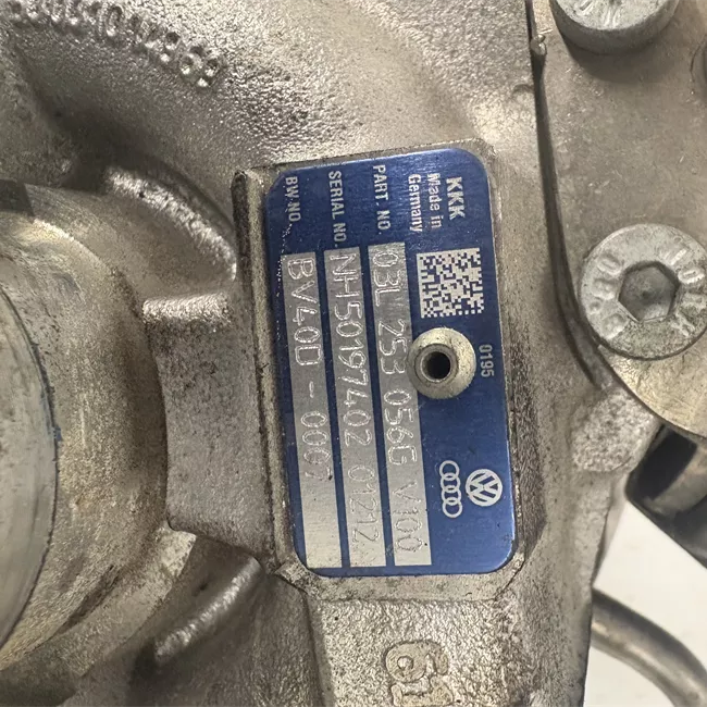Turbocompressore con collettore scarico