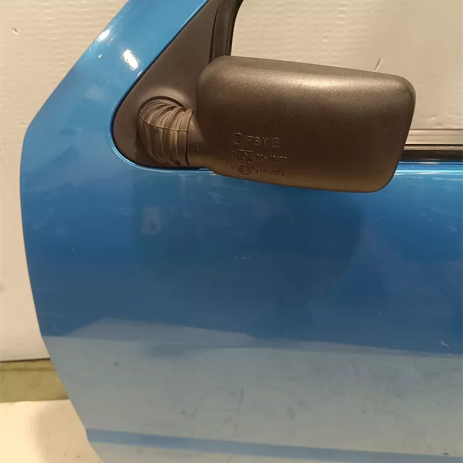 Porta anteriore sinistra