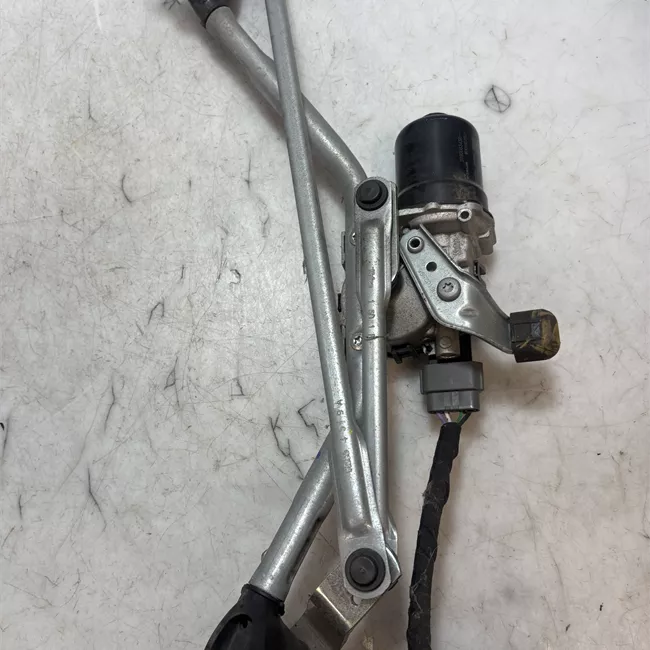 Meccanismo tergiparabrezza con motorino