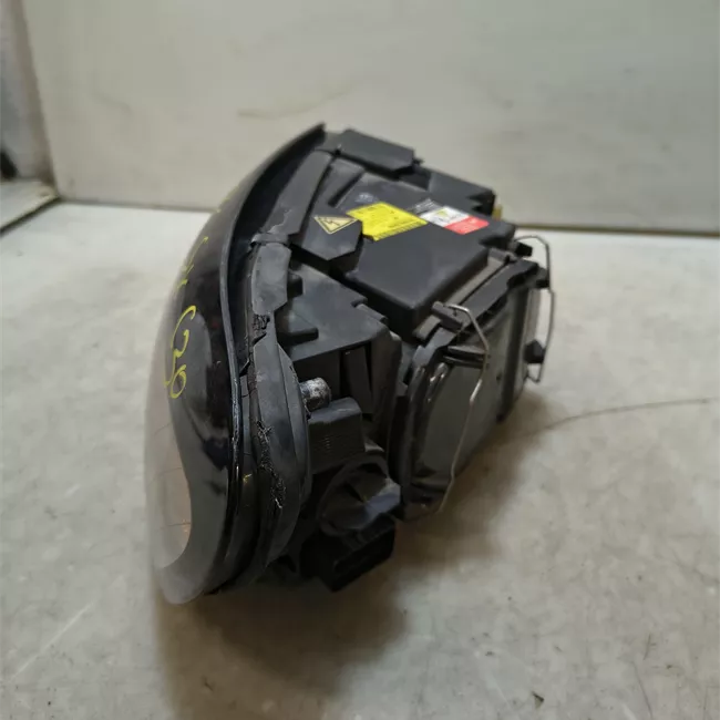 Proiettore sinistro Xenon