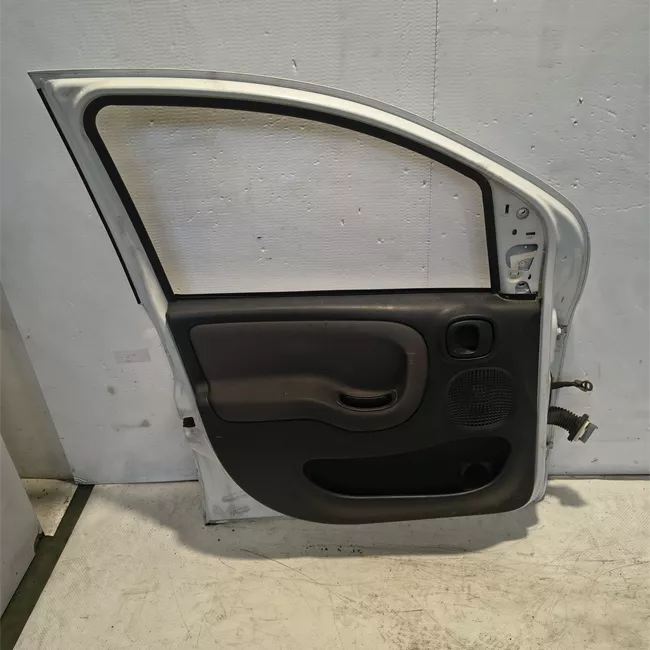Porta anteriore sinistra senza fasce paracolpi