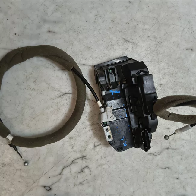 Serratura porta anteriore destra