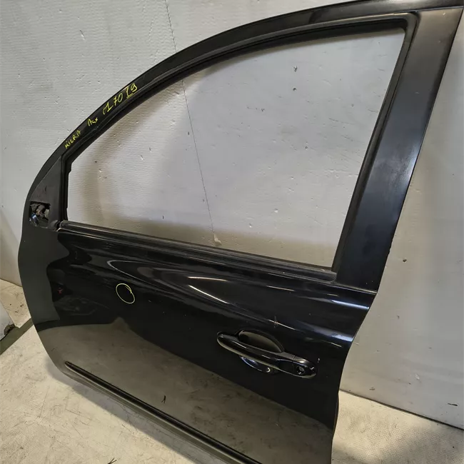 Porta anteriore sinistra