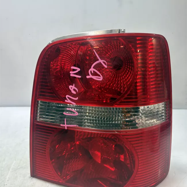 Fanale posteriore destro rosso