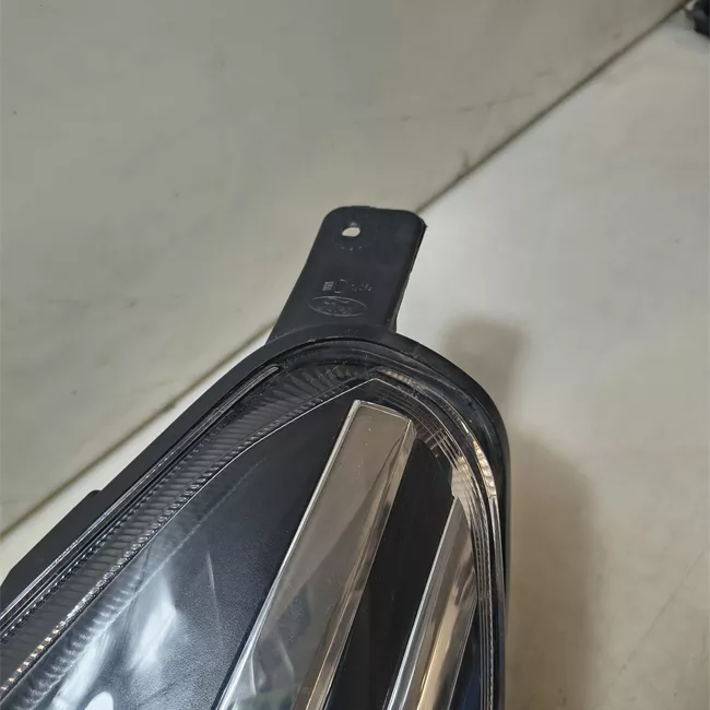 Proiettore sinistro Led livello 4