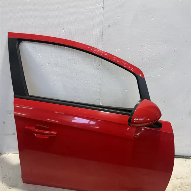 Porta anteriore destra