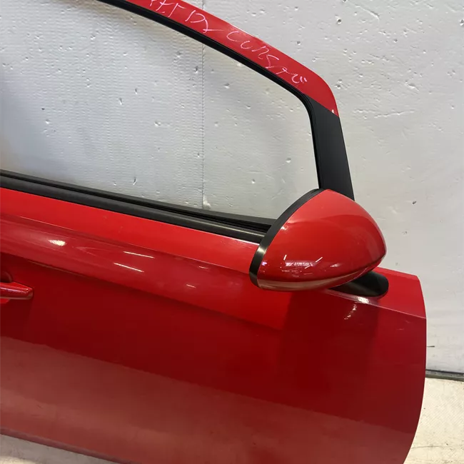 Porta anteriore destra