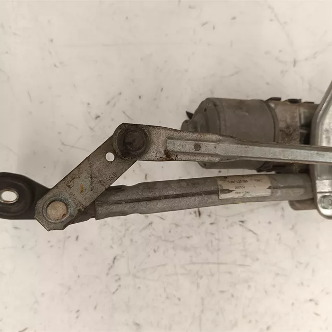Meccanismo tergiparabrezza con motorino
