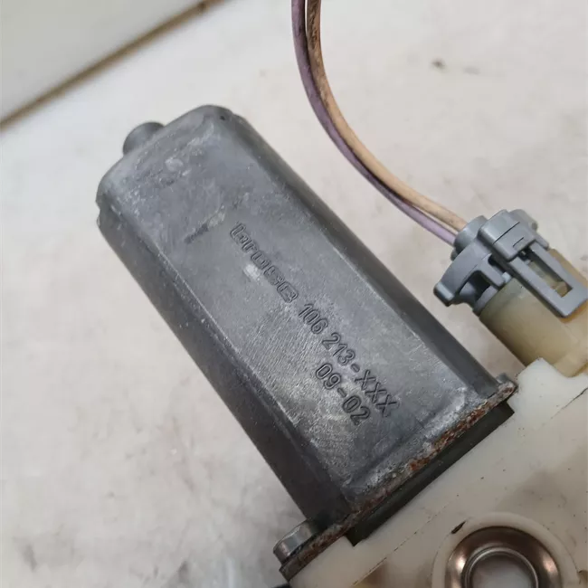 Alzacristallo elettrico porta anteriore con motorino sinistro