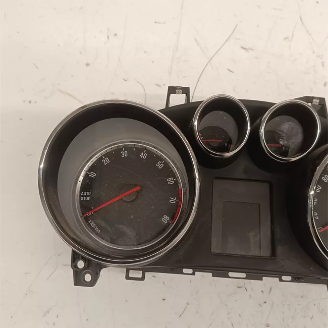 Quadro strumenti completo nero