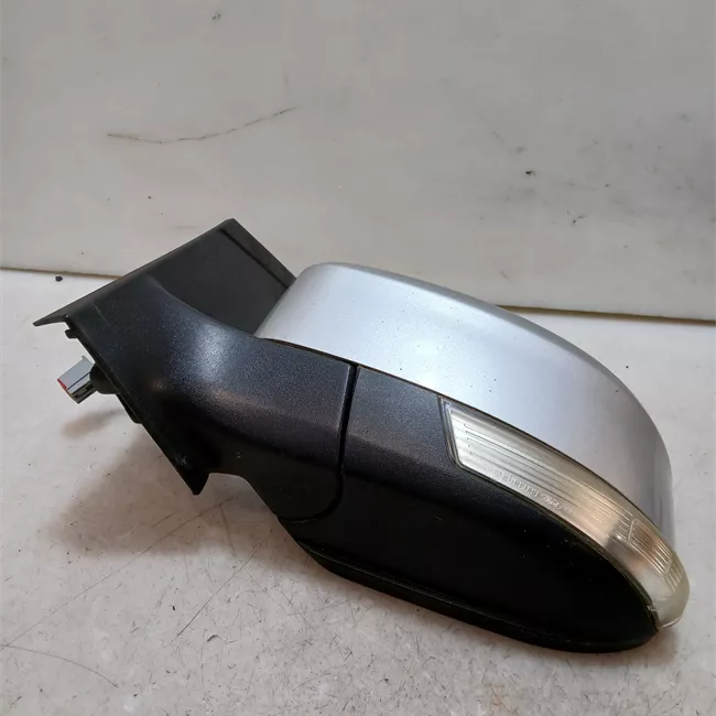 Retrovisore esterno regolazione elettrica sinistro con luce orientamento