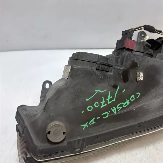 Proiettore destro t. 64000001>