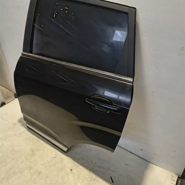 Porta anteriore sinistra
