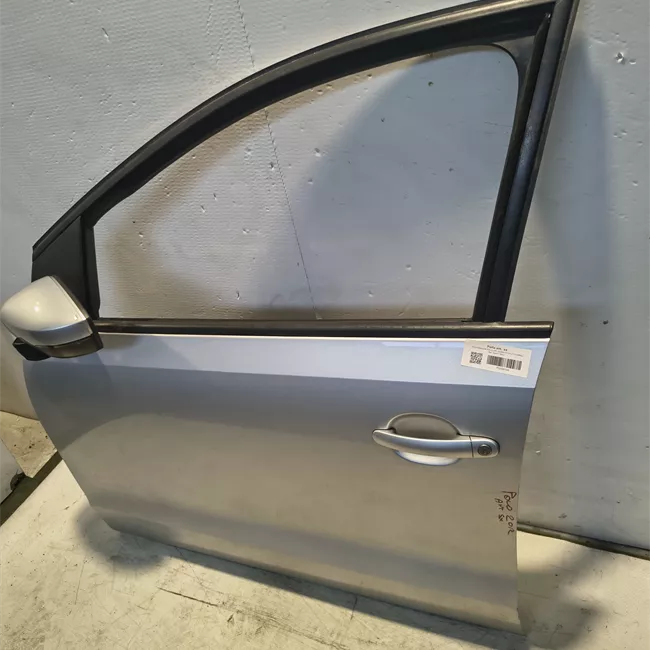Porta anteriore sinistra