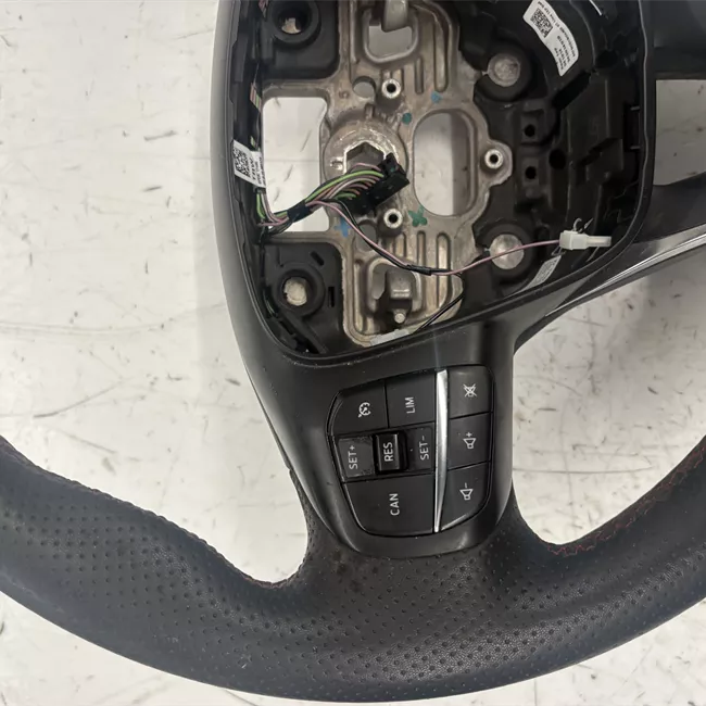 Volante Sport controllo velocità adattivo