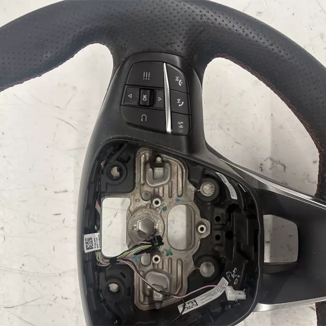 Volante Sport controllo velocità adattivo