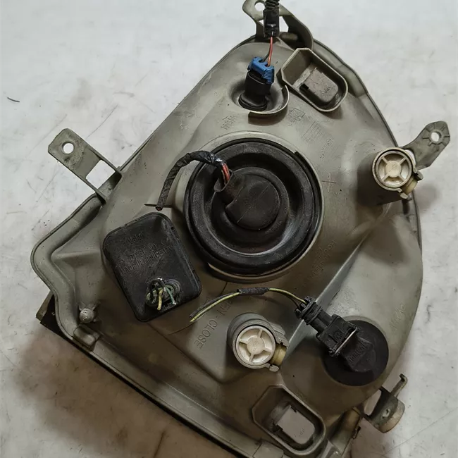Proiettore destro