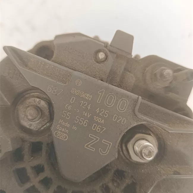 Alternatore rotazionale 12V 100AMP
