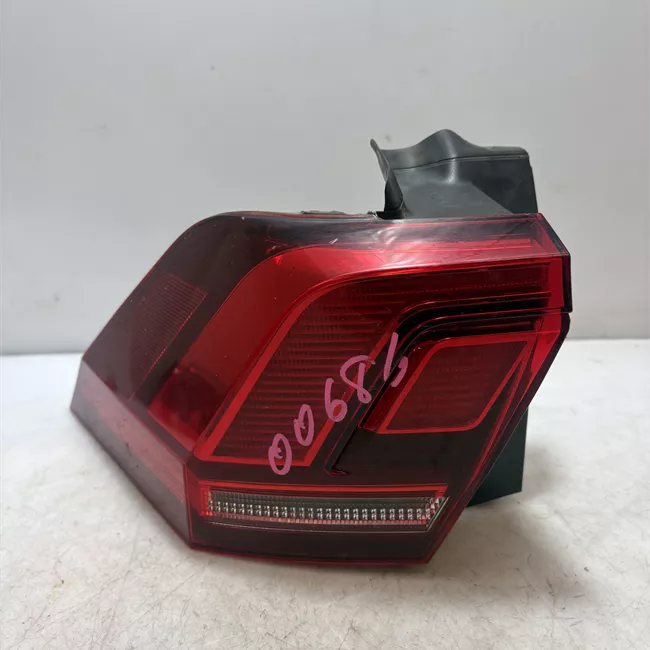 Fanale posteriore parte esterno sinistro Led
