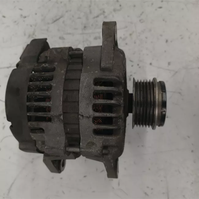 Alternatore 12V.100AMP