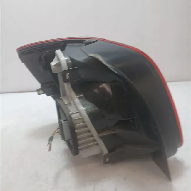 Fanale posteriore destro AL